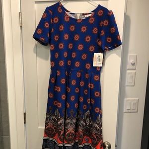LuLaRoe Amelia size XL, never worn.